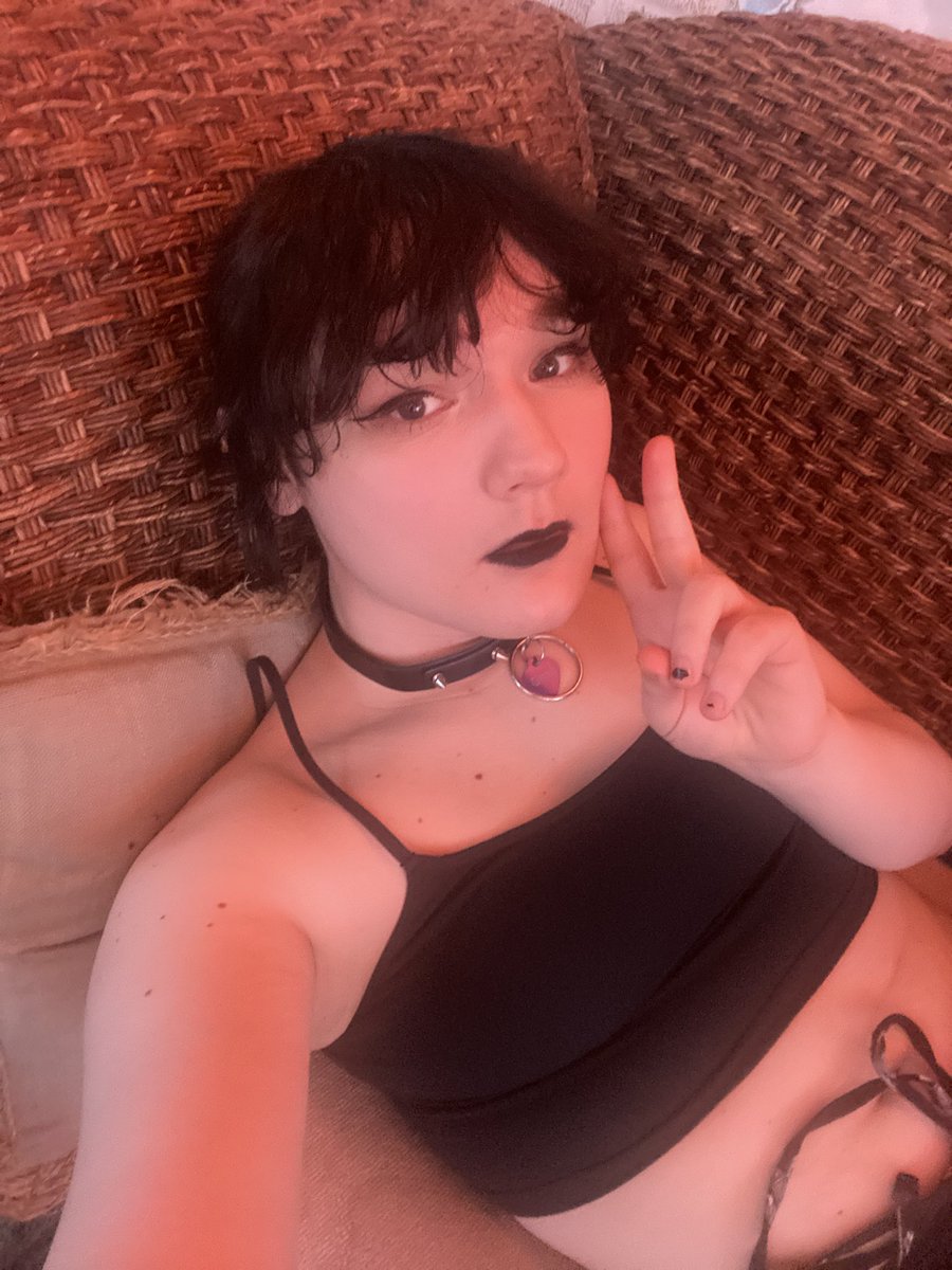 Remember if you’re being mean to me over the internet this is who you’re being mean to