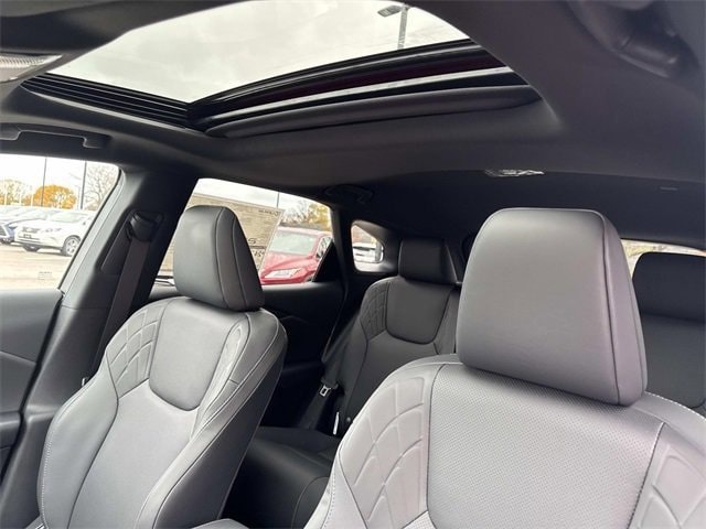 FieldsAuto's tweet image. Matador Red presence. Turbocharged confidence.
Explore this 2026 Lexus RX 350 Premium AWD with 14 inch touchscreen, panoramic view monitor, and wireless Apple CarPlay/Android Auto.

Call 847-510-5535 or learn more: bit.ly/3Or9qq7
Stock No. L260117 | #LexusRX #LexusRX350