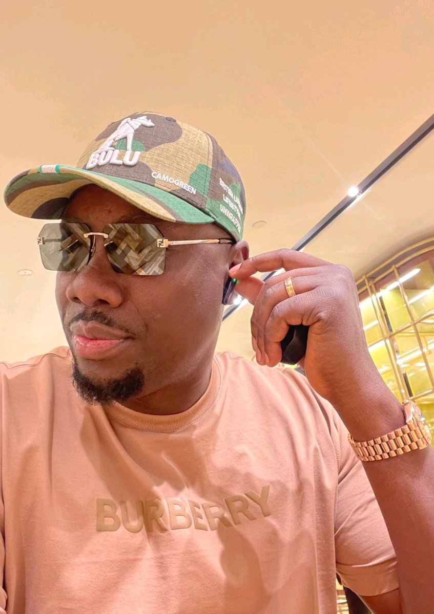 Who's awake?

Send me your acct details 

Repost and Follow me so I cam dm