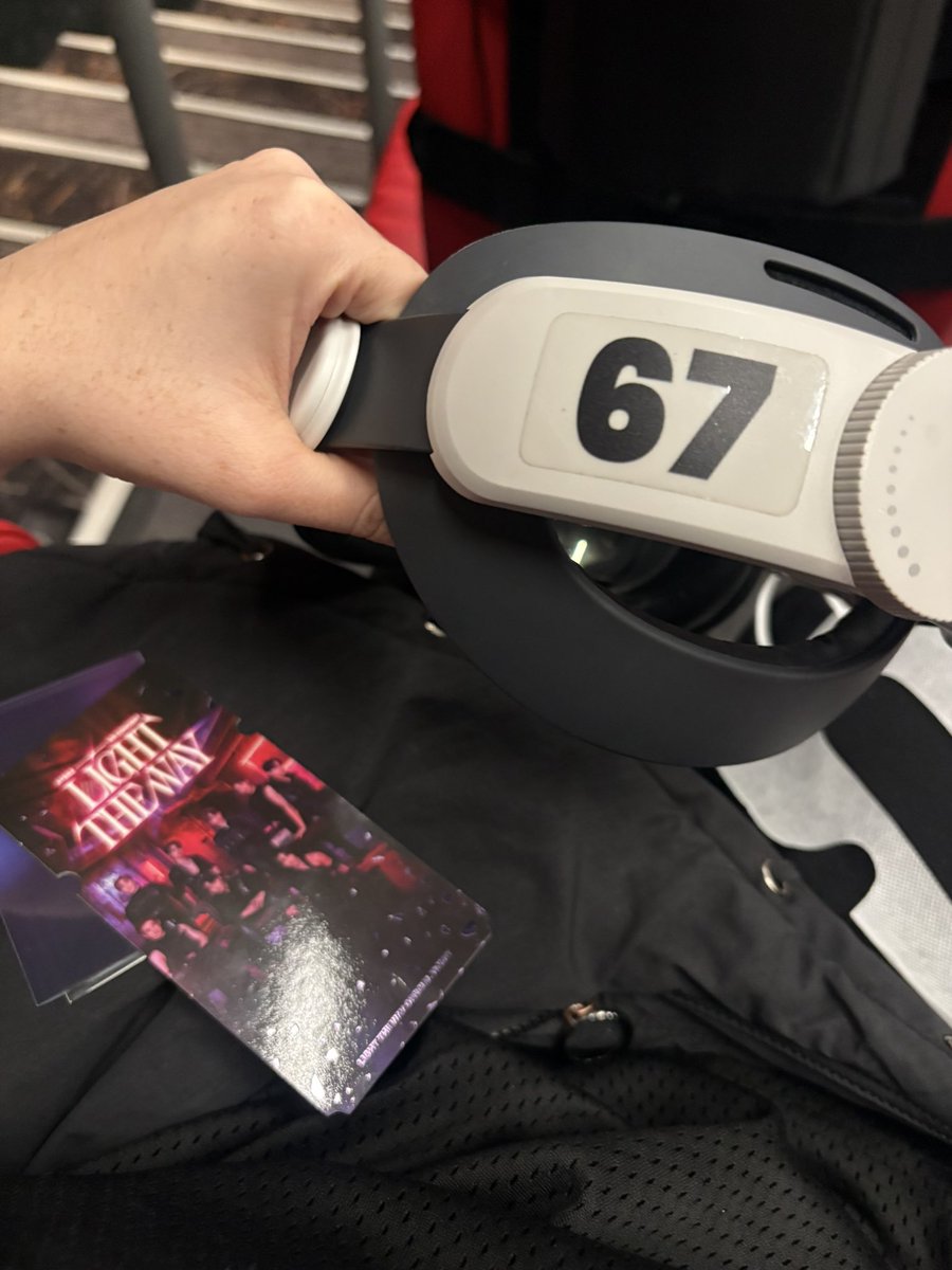 skzwave's tweet photo. angel numbers 🤩 https://t.co/3Bsr7oy4fI