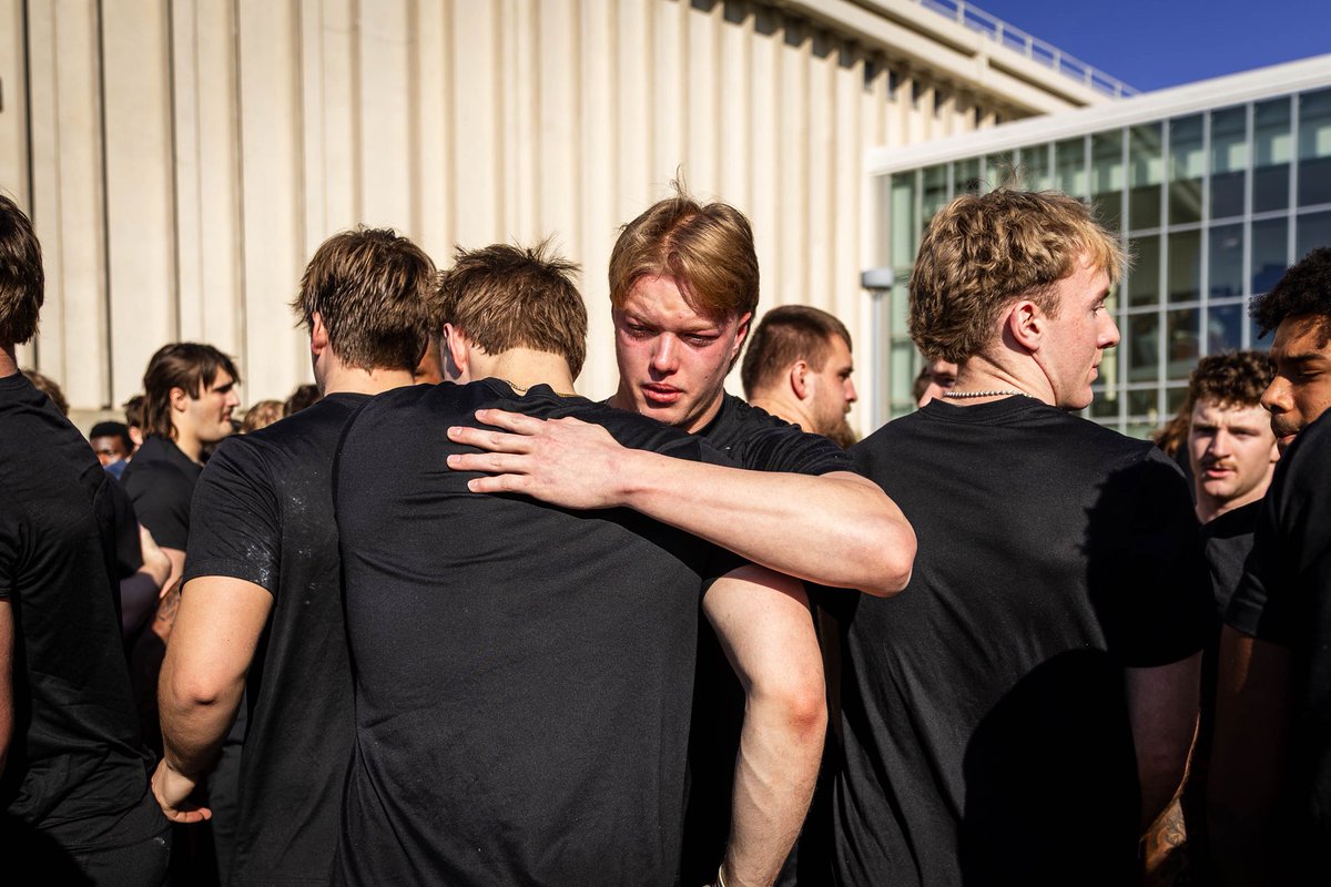 UNI Football tweet media