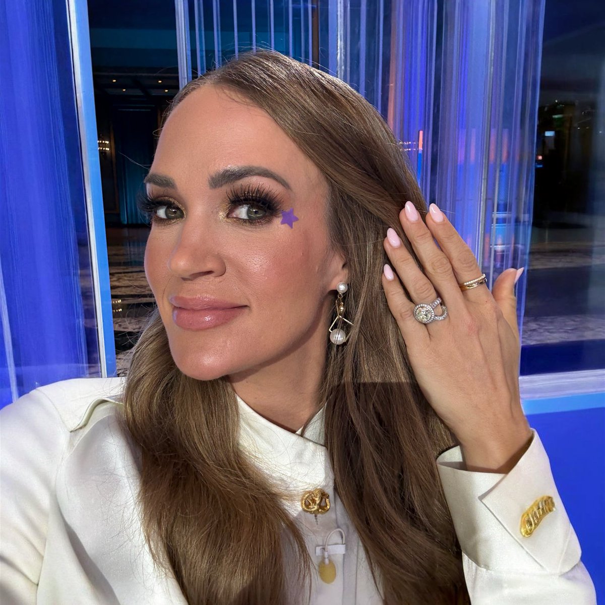 carrieunderwood's tweet image. Take one last look at @AmericanIdol auditions tonight on ABC!