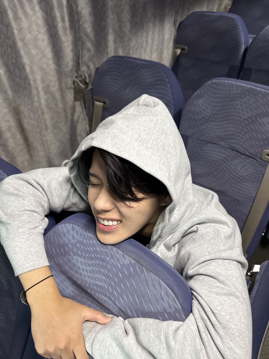 Shoma tweet media