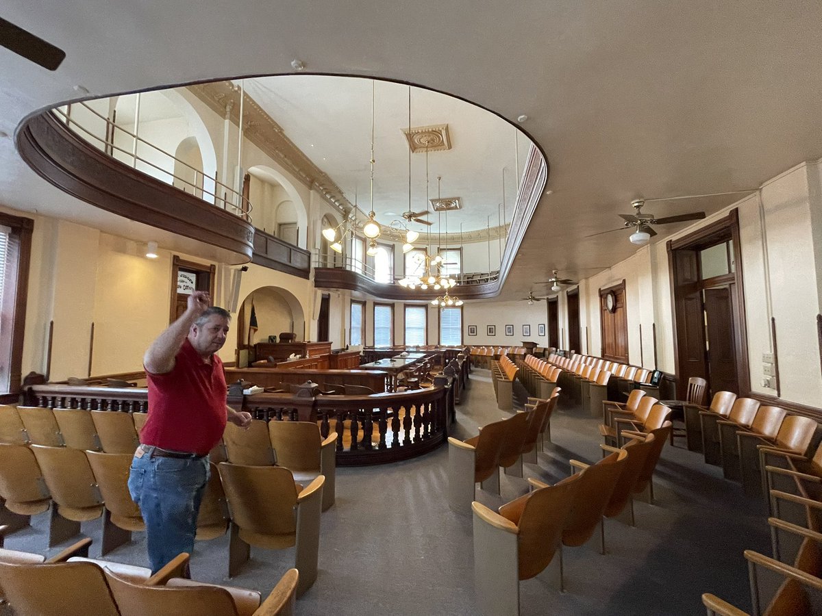 ckahn_hall's tweet photo. Thanks to David Scott of the Gatesville Messenger, who arranged for Coryell County Judge Roger Miller to show us his courthouse; he spent his entire Sunday morning with us. Grateful for  the people who have come to the presentations so far, looking forward to the last few days! https://t.co/2IKVji2kjh