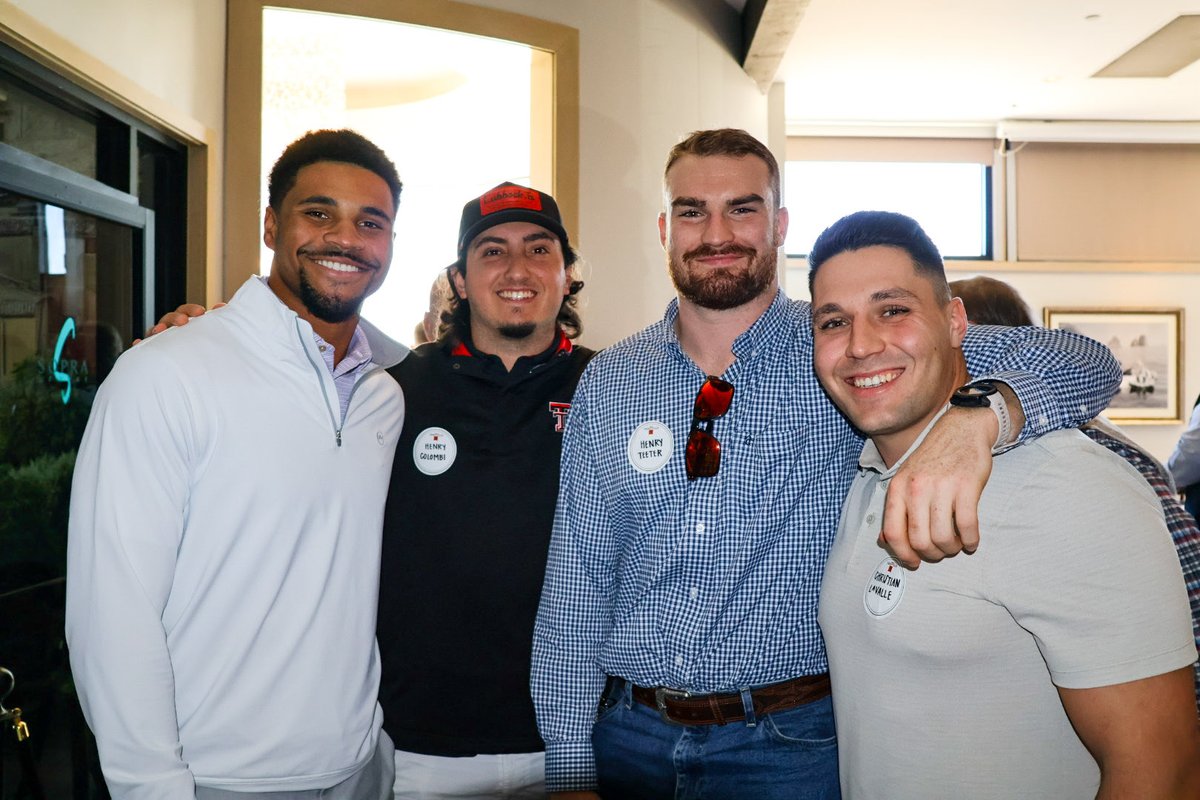 Double T Varsity Club tweet media