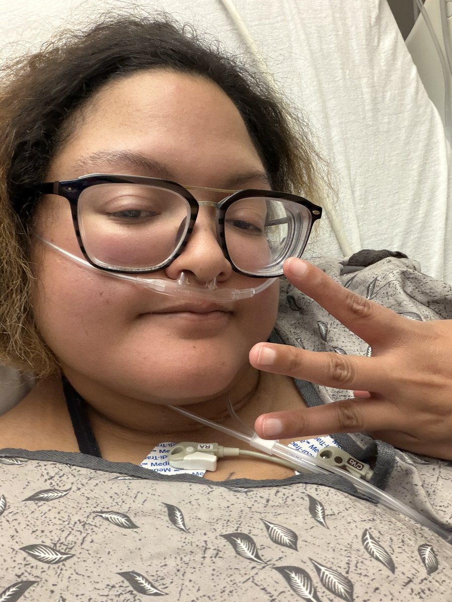 Laura ッ tweet media