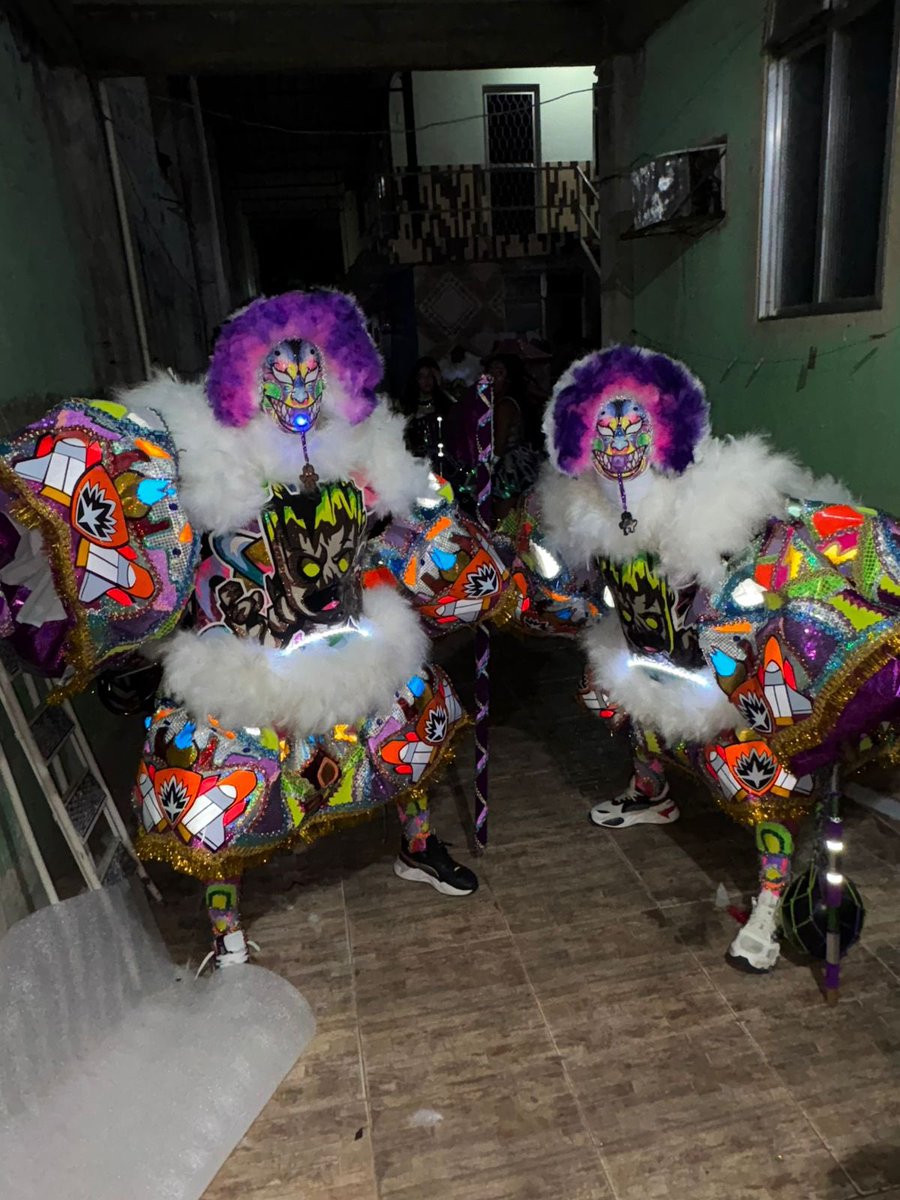 Da5010's tweet photo. Melhor gestão 🎭 
Madureira 📍
Trabalhamos em silêncio 💪🏾
Primeiro ano de muitos que estão por vim 🧏🏽‍♂️🍀 https://t.co/FHnQq2CBjM