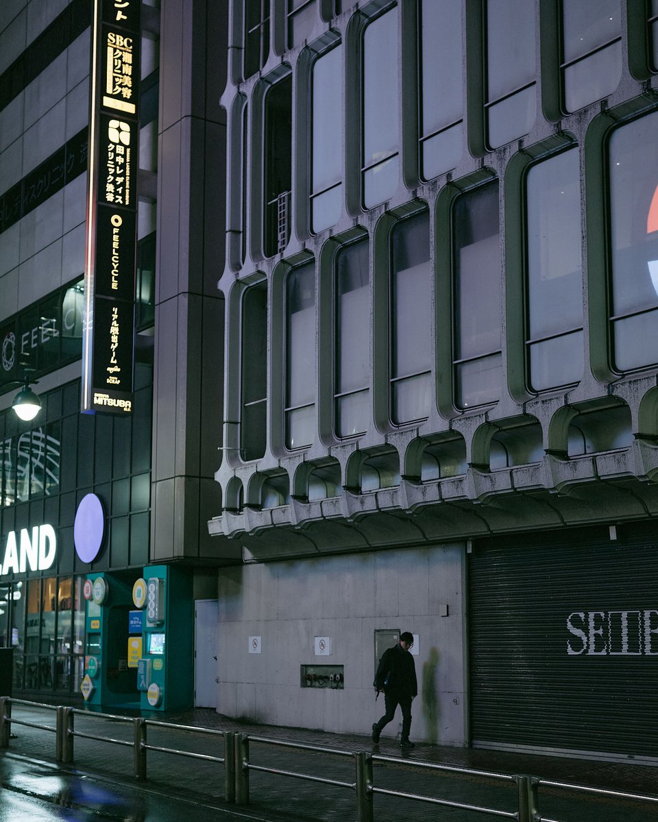 ficklog's tweet photo. 渋谷さんぽ #streetphotography #sigmabf #散歩スナップ #sigma https://t.co/MYUwN71X9q