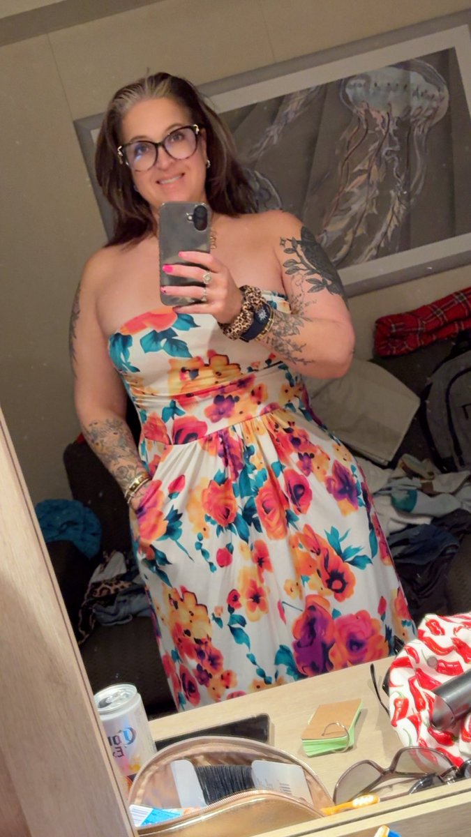 Cutie in a dress!! ❤️