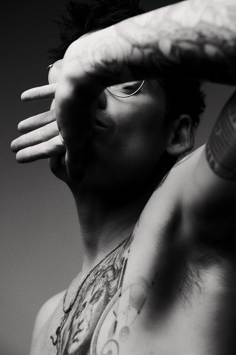 BOY EPIC tweet media