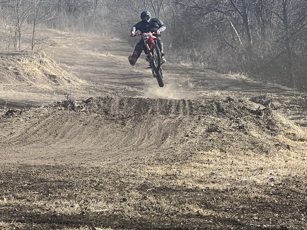 Chris Riesenberg tweet media