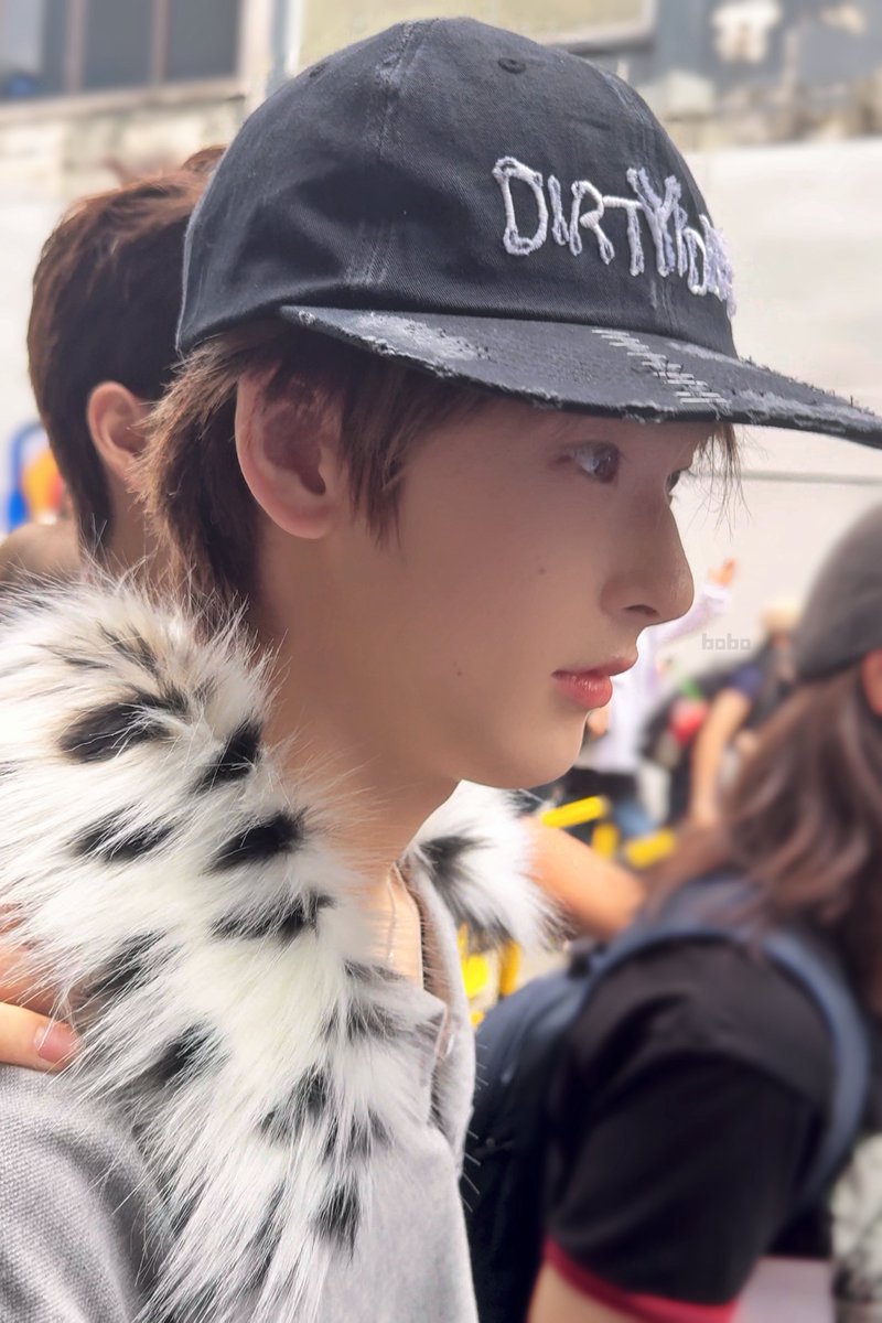 hyunjun gpt 🌸 tweet media