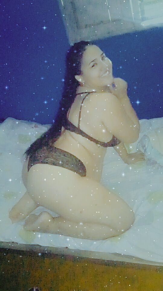 bella espinoza tweet media