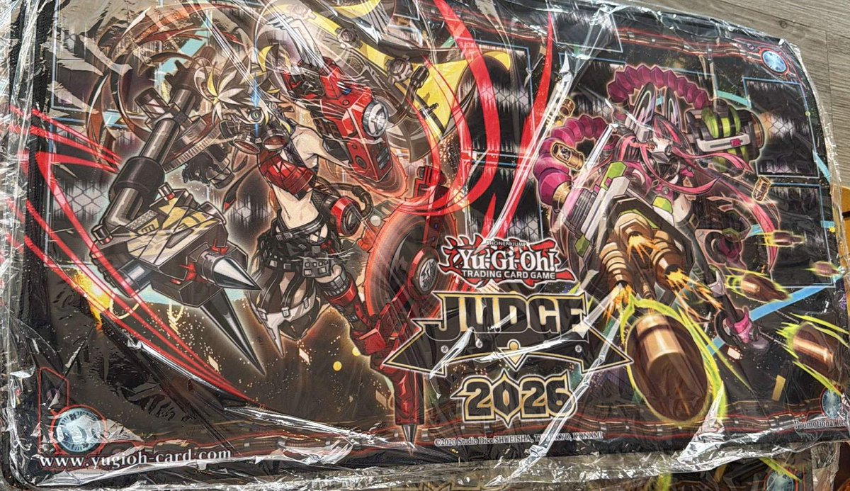 こちらのjudgeプレイマット今週中に販売させて頂きます！ 他にも