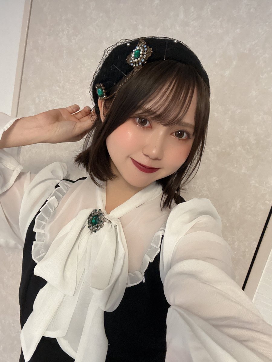 おはよぉ☀️
本日はこちらっ💚
平日なんだけど夜遅めだからぜひお仕事終わりとかにも来てくれたら嬉しい🥺💚
もちろんそうじゃなくてもお時間合う方みんな会えたらいいなぁ♡
心斎橋Music Club JANUSさんで待ってるね！🫶
 #しゅかしゅん  #大阪春夏秋冬