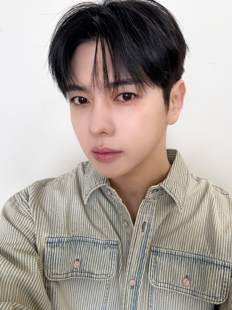 렌 (REN) (@ren_bpm) on Twitter photo 