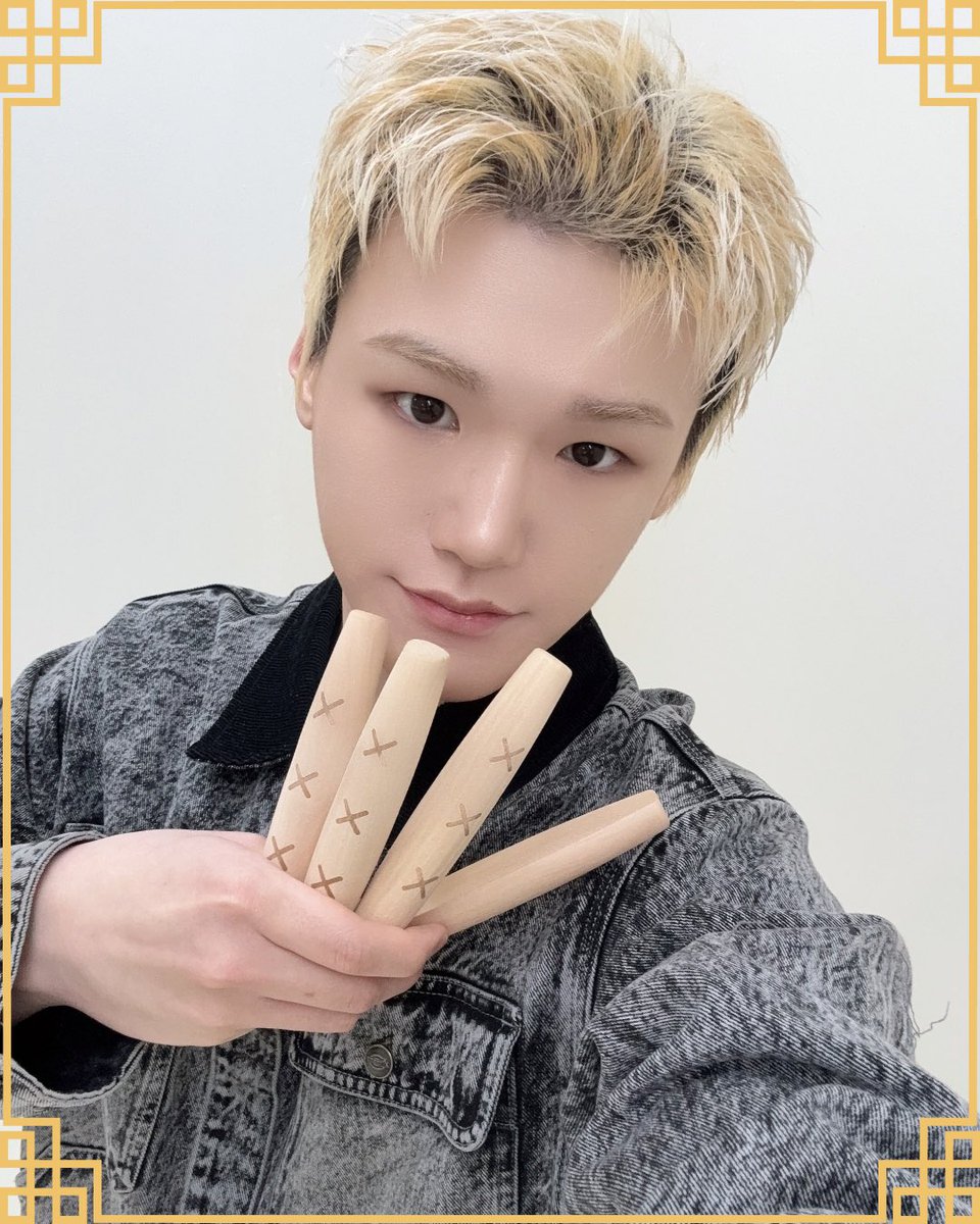 JUSTB Official tweet media