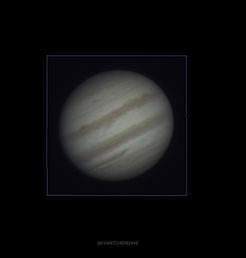 SkyWatch07's tweet image. Two different views of #Jupiter last Sat night.
Imaged from my patio in Ireland in atmospheric conditions that were poor to average.
Despite the conditions these are images of another planet located over 600million kms away from Earth. #telescope #astrophotography #ThePhotoHour