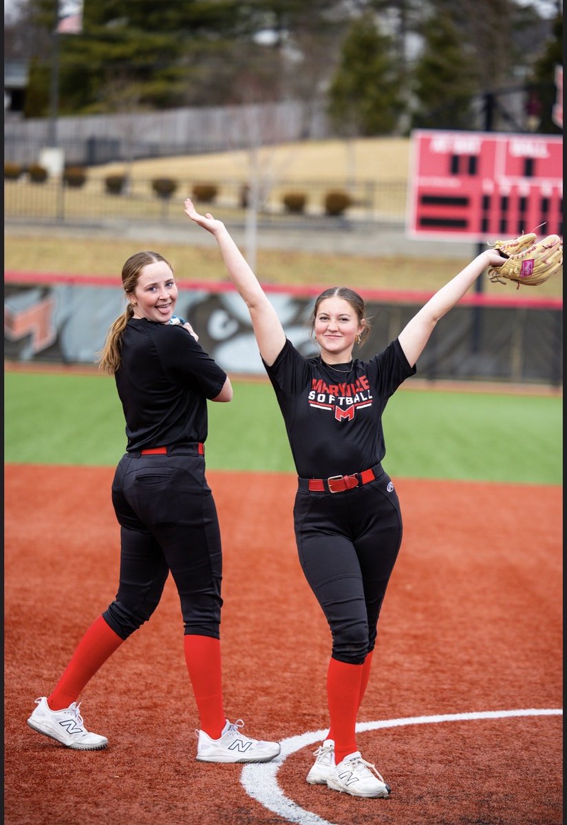 Maryville Softball tweet media