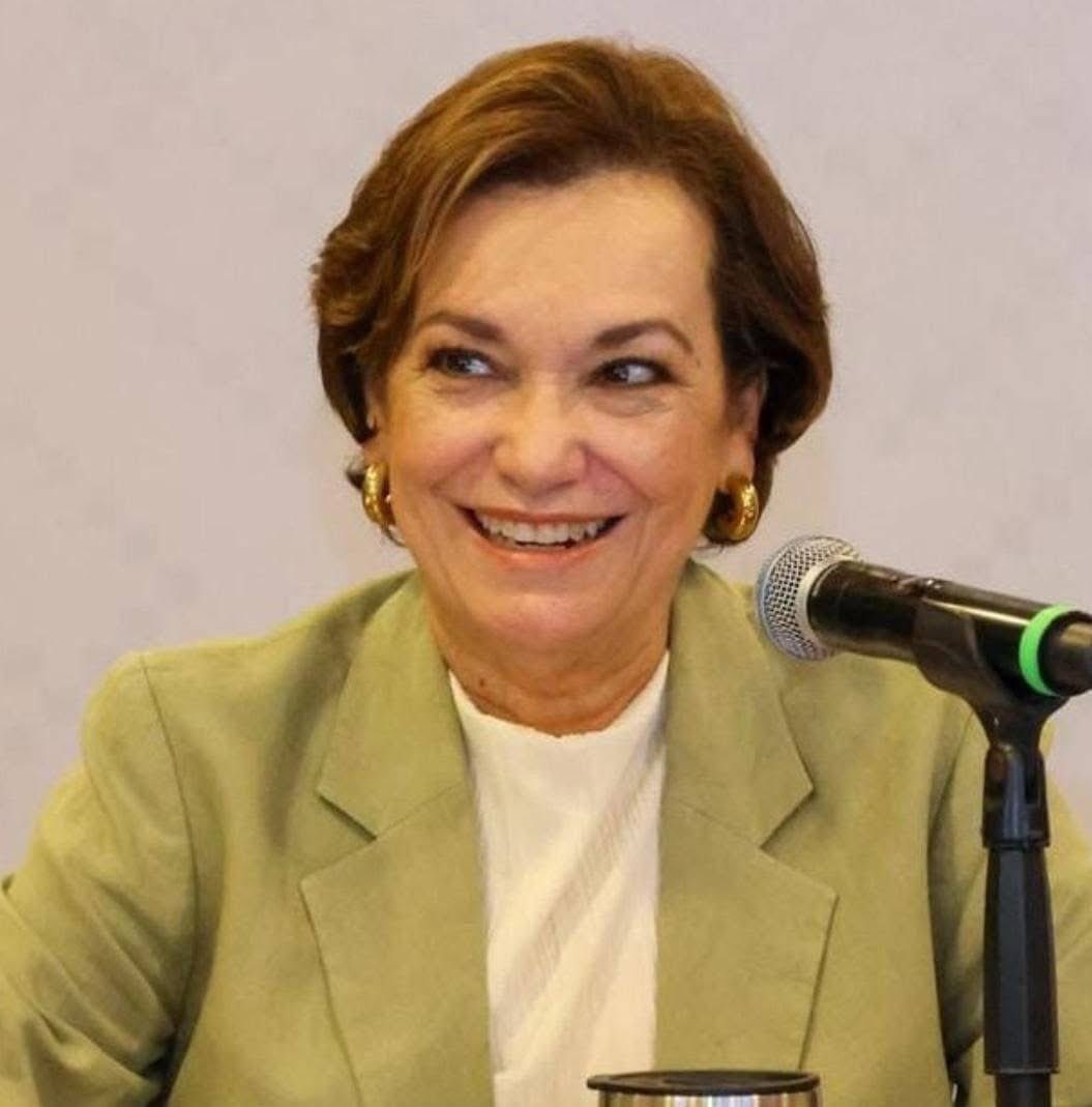 Muy acertado será el registro de mi amiga y jefa María Dolores a la Gobernatura de Sonora, le aportará a la contienda interna de <a href="/MorenaSonora/">Morena</a>, experiencia, disciplina y lealtad al proyecto de continuidad del Gobierno de Sonora.