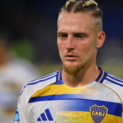 la12tuittera's tweet photo. 🚨AHORA | Informa @Tato_Aguilera que está CONFIRMADO que SANTIAGO ASCACÍBAR NO TIENE LESIÓN, fue solo UN CALAMBRE y estará disponible para el partido vs Racing el viernes 20 hs. https://t.co/6QxzhCTqec