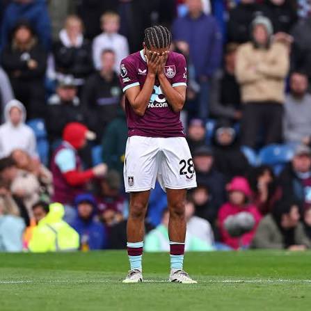 thelongside1882's tweet photo. Rather unsavoury statistic for you #twitterclarets 

Burnley are the only English top-flight club that  has been knocked out of both the FA Cup and League Cup in the same season by League One opposition.

#BurnleyFC #eflcup #FACup https://t.co/zAgZbeyTKi