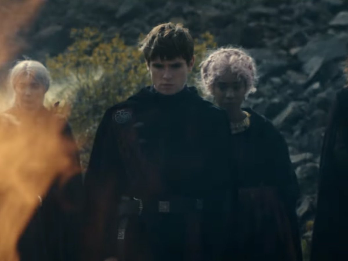 _valarr's tweet image. if i had a nickel for every time oscar morgan had to attend his high-profile father(s) funeral on screen, i’d have two nickels… which isn't a lot but it’s kind of crazy that it happened twice 😞 (gotham knights &amp;amp; akotsk)