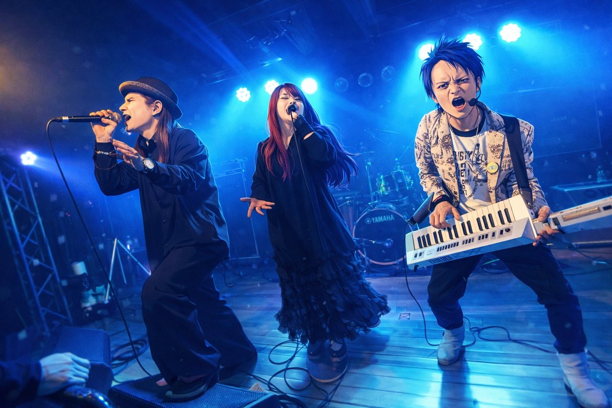 kizunadriveTOM's tweet image. 先週2/14（土）岩国ロックカントリー！
皆様ありがとうございました😊
久々のあっこwithキズナドライブ楽しくできました🎵globe coverできるのは姉さんと兄さんお二方のお陰とゆう感謝を忘れずにまた次回もよろしくお願いします✨