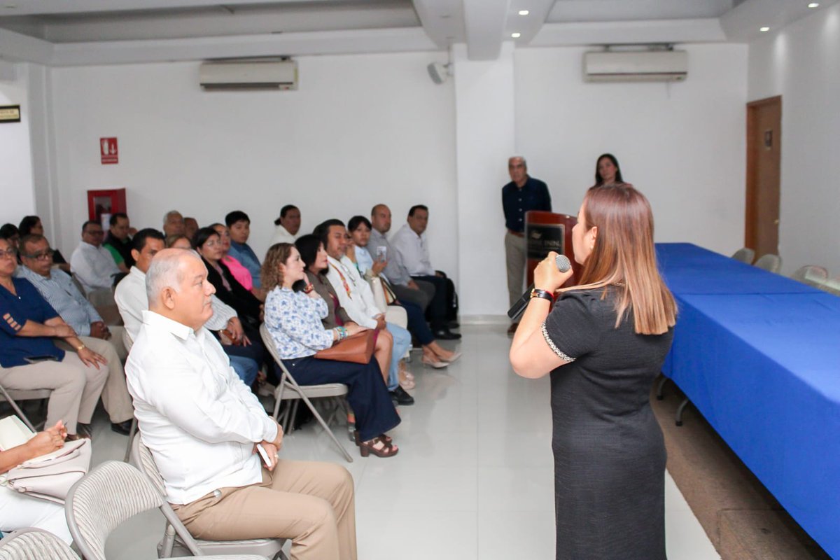 SEFINA fortalece la capacitación de su personal fiscal con el Paquete Fiscal 2026

Chilpancingo, Gro., a 16 de febrero de 2026.- Con el objetivo de fortalecer la transparencia y el buen uso de los recursos públicos, la Secretaría de Finanzas y Administración del Estado de