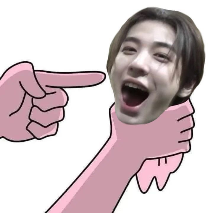 //이하니// tweet media