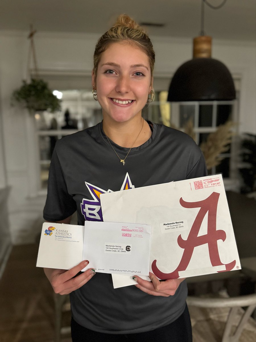 Mackenzie Herzog 2028 tweet media