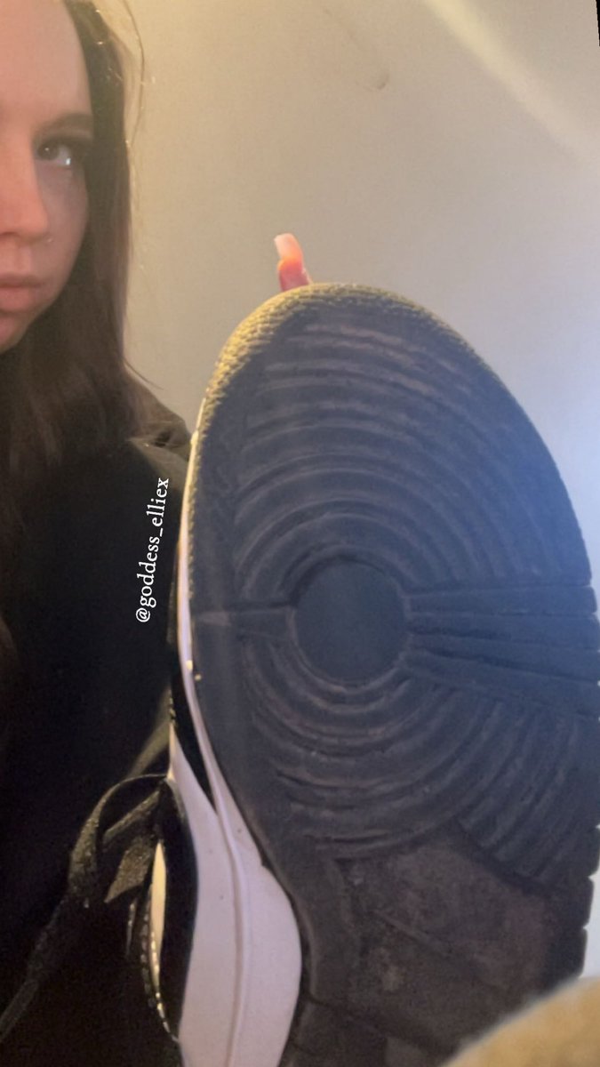 goddess_elliex's tweet photo. clean them with your tongue, slut 

findom femdom finsub cuck beta human atm wallet humiliation loser https://t.co/NUu54QT1JF