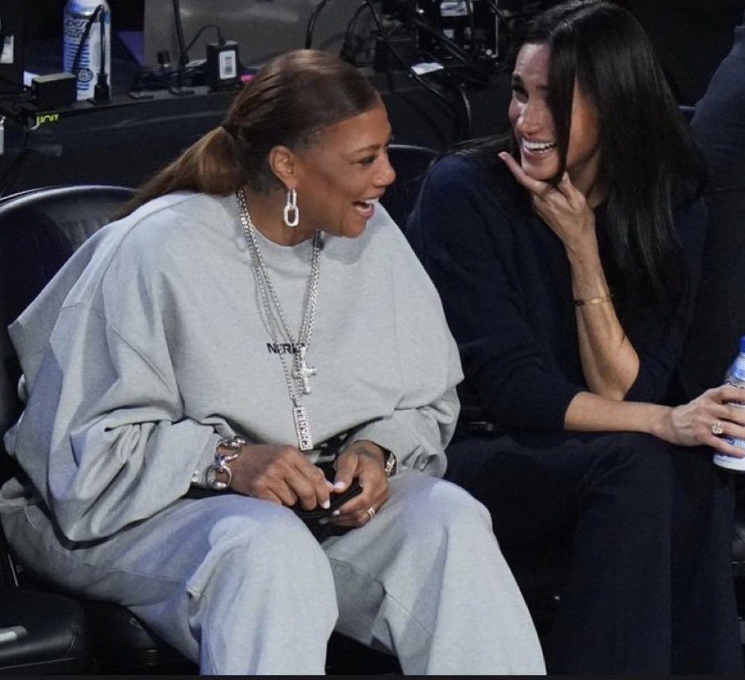 Happy Black History Month to these two Queens