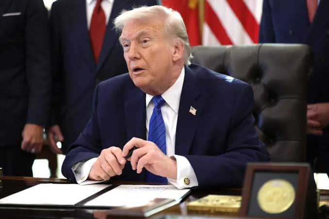 BREAKING: 🇺🇸 President Donald Trump says he does not believe Iran wants to face the “consequences” of failing to reach a nuclear deal with the United States.