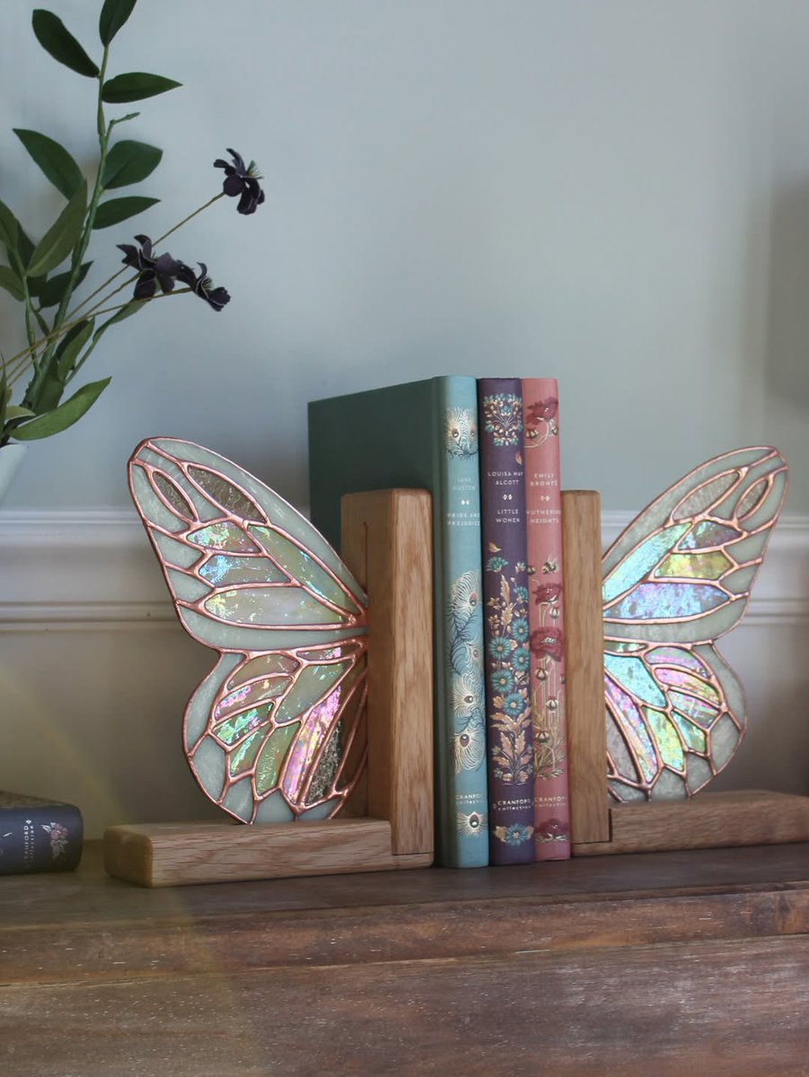 Butterflless's tweet image. 