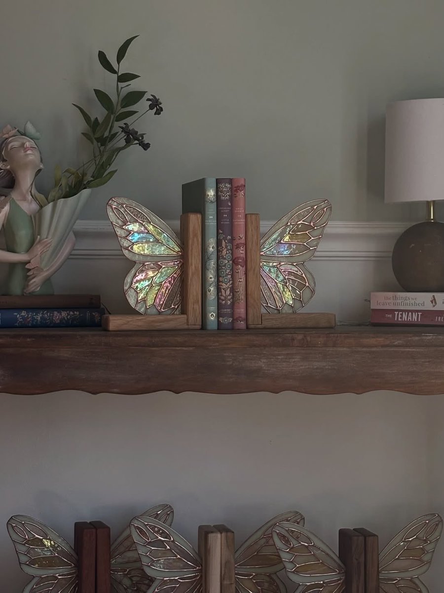 Butterflless's tweet image. 