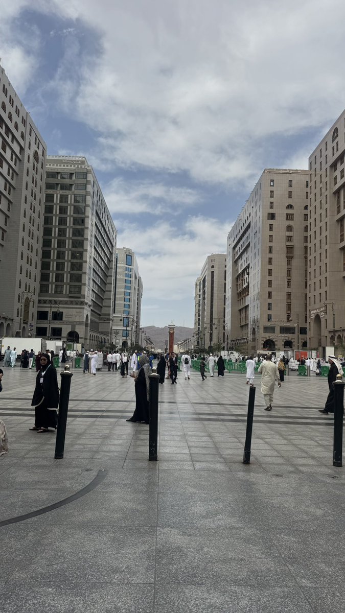 Ketika foto ngasal tapi di Madinah 🥹❤️