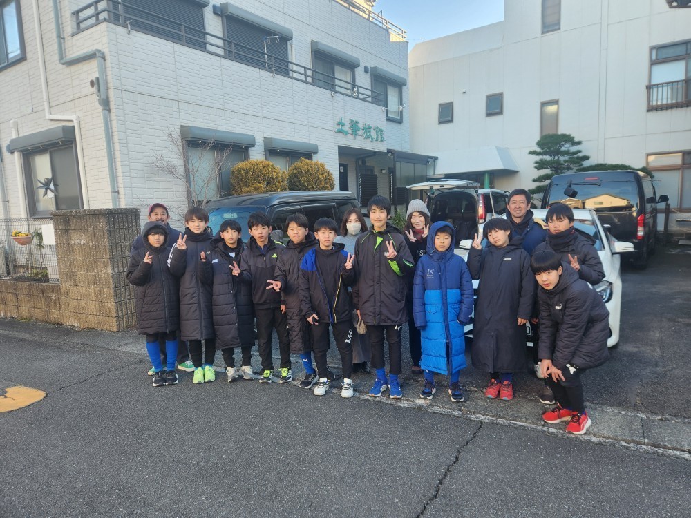 RTukusi1's tweet photo. ★青城FCさま(2/7〜2/8)

磐田市から遠征のためのご宿泊ありがとうございました。

県内各地で雪の舞う寒い日でした、焼津は相変わらず雪のない一日でした。 詳しくは https://t.co/s8n04eC2Va https://t.co/9rfD4wDyCC