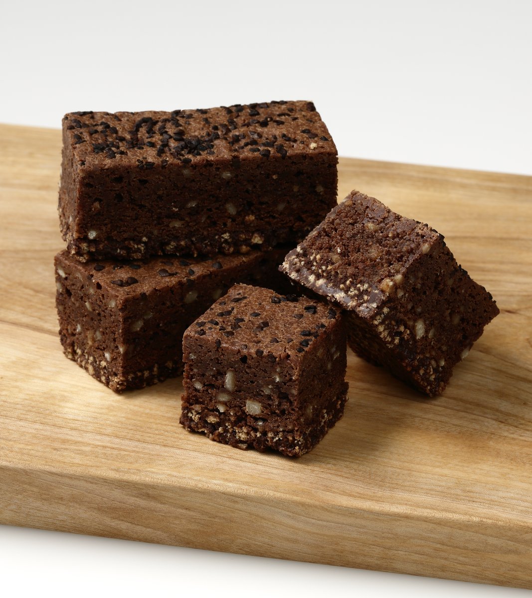 このブラウニーさん賞味期限長めだから、販売が始まると常に4個以上は