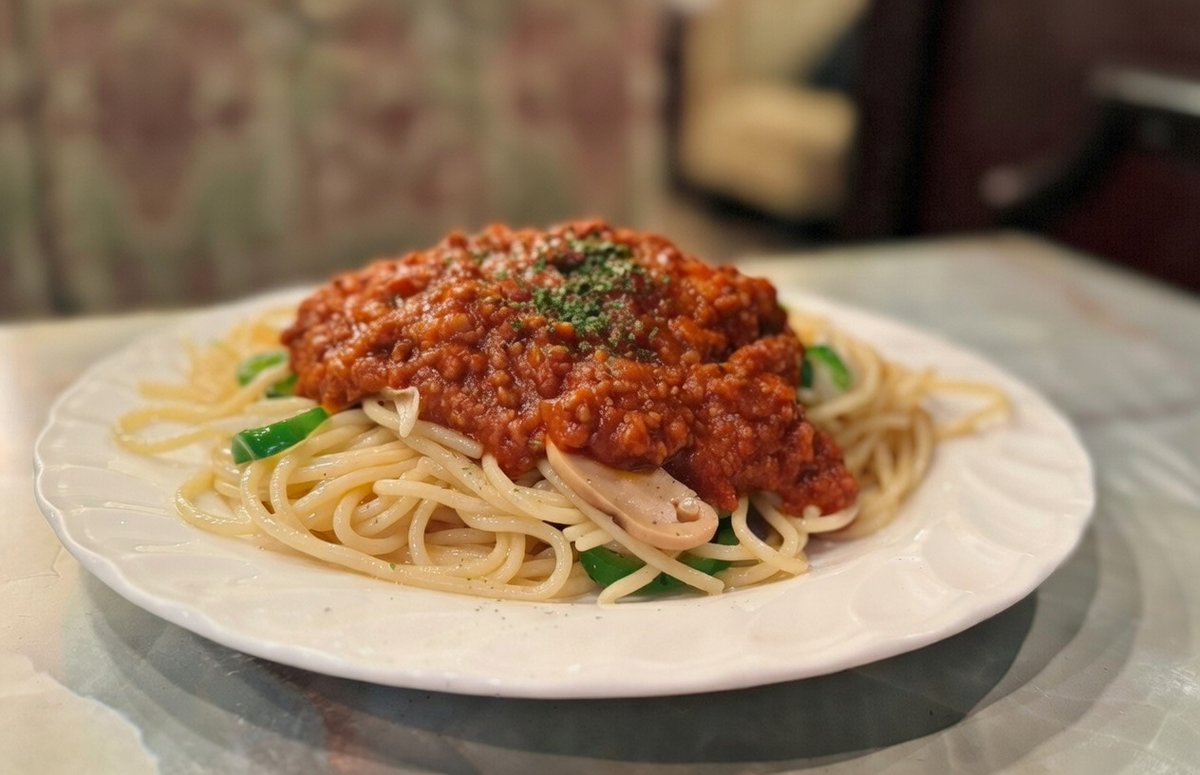 ✨当店自慢のミートソース✨ ちなみに、 リポストした画面に出ている