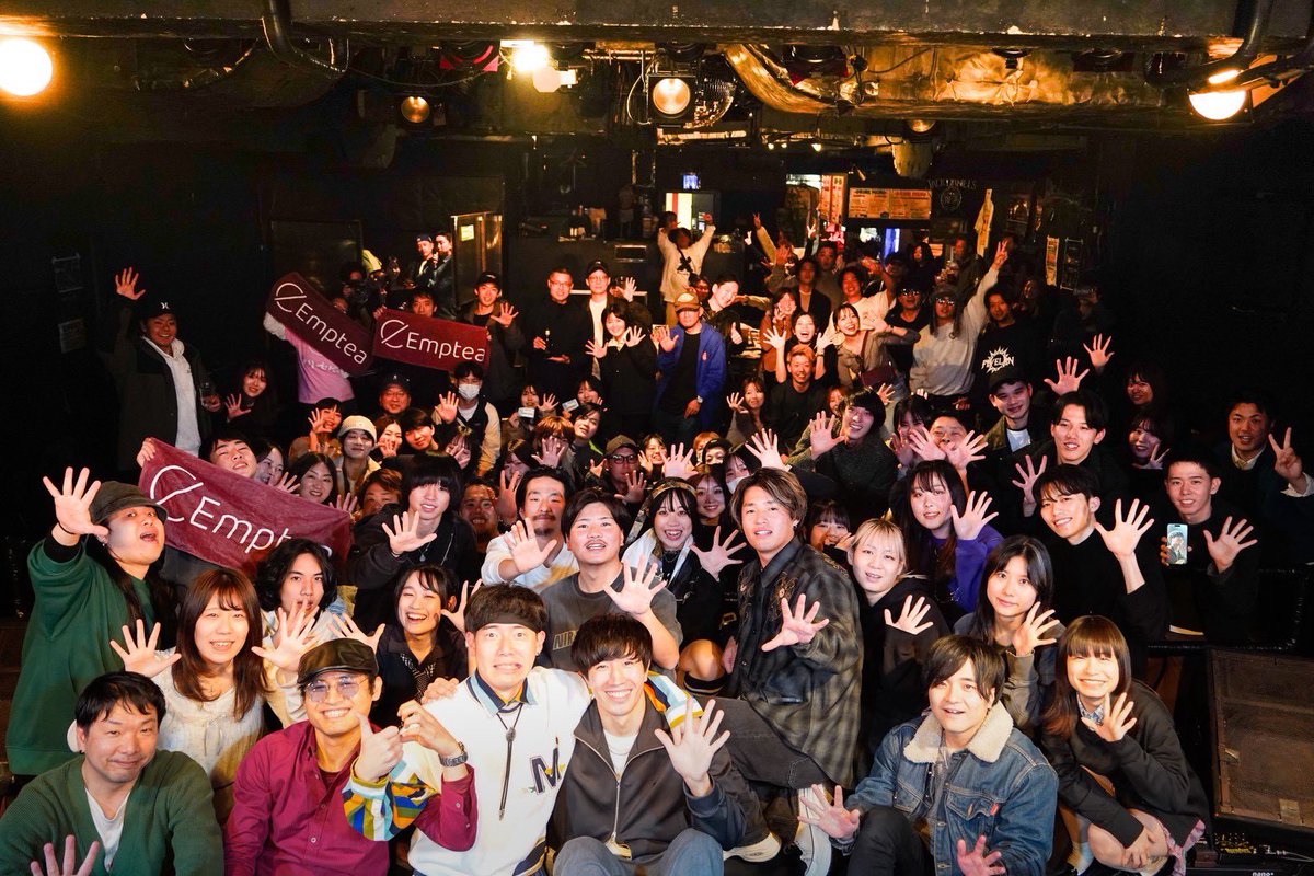 fivelanofficial's tweet photo. FiveLan初主催『HOPE』
ご来場ありがとうございました！
みんなのおかげで最高の景色が見れました。

これからもメンバーと一緒にFiveLanを育ててくれたら嬉しいです。
easy goingsの皆様、出演アーティストの皆様、最高の1日をありがとうございました！
#バンド#イベント https://t.co/OZVPMB9E37