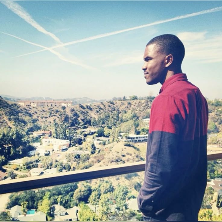 rpmonnii's tweet image. porfa no se tomen en serio todo lo q twitteó porfa