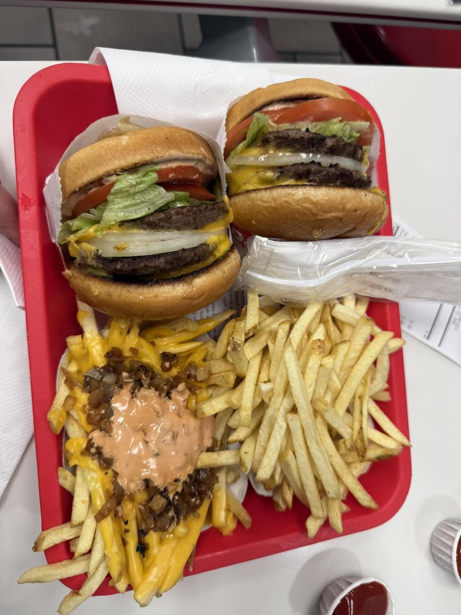 innoutburger_'s tweet photo. MOOD https://t.co/hP2cgYxXOY