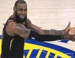 NotPrince__'s tweet image. Ngl Marlon been making all greens I haven’t seen not one miss 😭💔