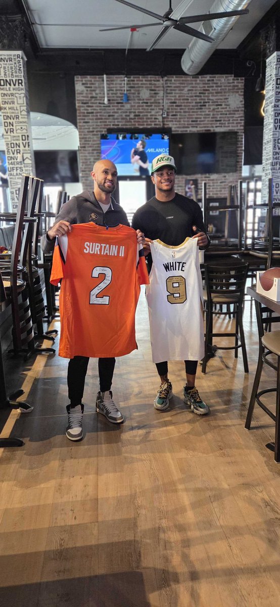 DNVR BAR tweet media