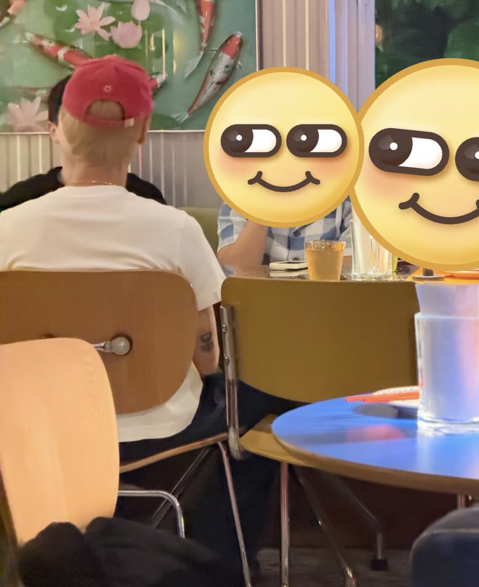 PPTT_1001's tweet image. มีคนเจอน้องเตนล์ ชมว่าเตนล์ตัวจริงขาวมาก ผอมมาก หล่อมาก แล้วยังอ่อนโยนมากๆๆด้วย

Cr: wbsrj