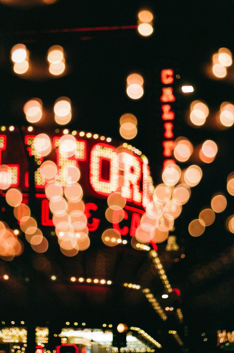 marvinj_lee's tweet photo. Las Vegas on 35mm film https://t.co/fF9OkUz31P