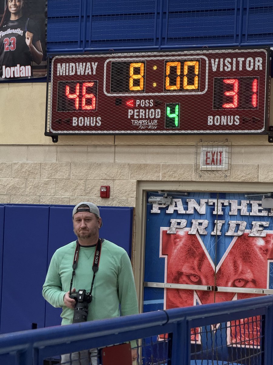 RussCochran's tweet photo. After 3. Midlothian 31 Lake Belton 46…@KDHsports https://t.co/hJS26E4A6L