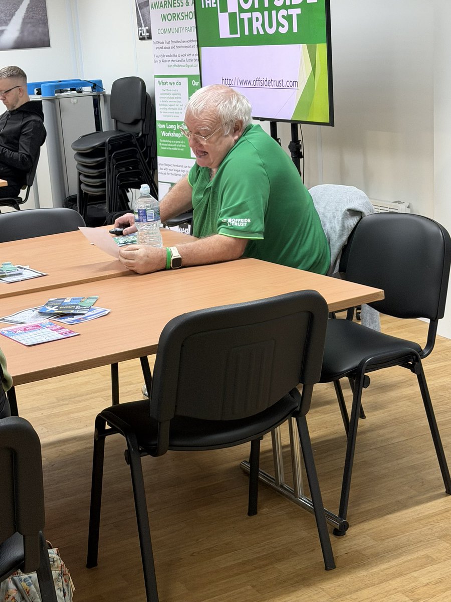 cas_coach_'s tweet image. Amazing workshop for @NWGFL thanks for allowing us to share our amazing work thanks to the representative of the clubs for attending @arber_boy @OffsideTrust @dalygroup @theFDCNorfolk 
#notoabuse #safeguarding #childwelfare