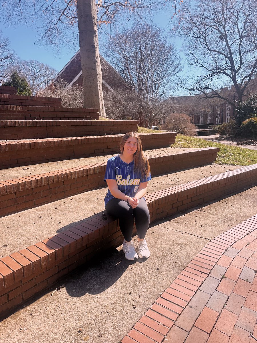 Allie Burns c/o 2027 🥎 tweet media